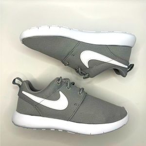 New-Nike Roshe One (PS)